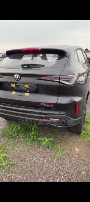 Nouveau Changan X5 Plus 1.5 Blue Core FWD 2025 Noir