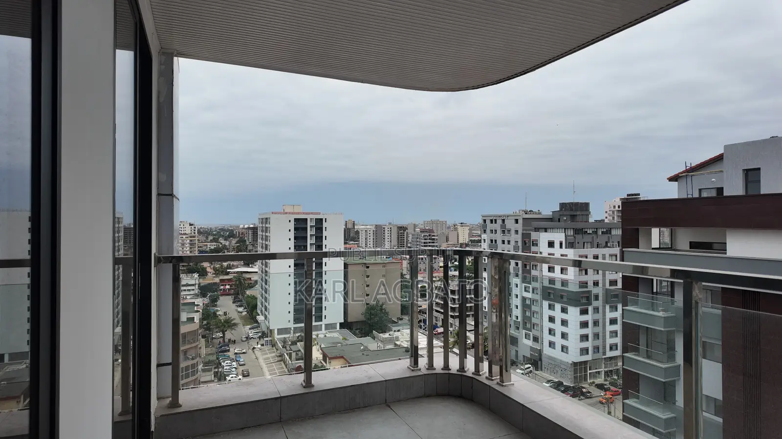 1chbre Appartement dans Karl, Marcory à Vendre