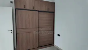 1chbre Appartement dans Karl, Marcory à Vendre