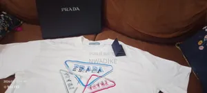 T-Shirt Prada