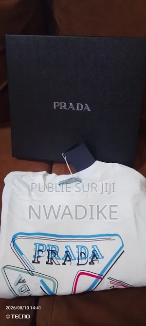 T-Shirt Prada