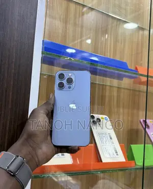 Nouveau Apple iPhone 13 Pro 128 GB Bleu
