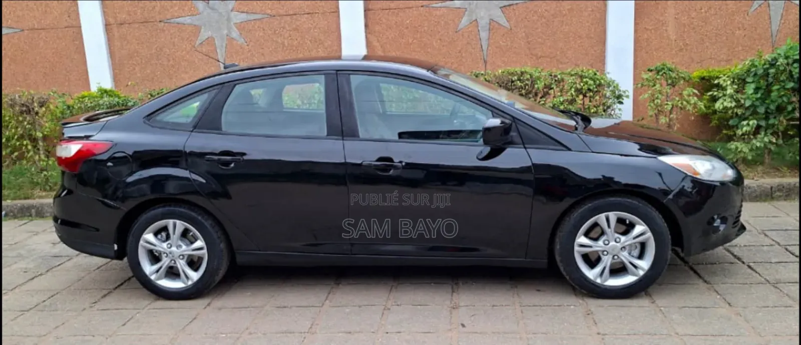 Ford Focus 2012 Noir