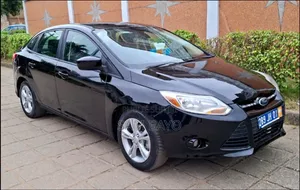Ford Focus 2012 Noir