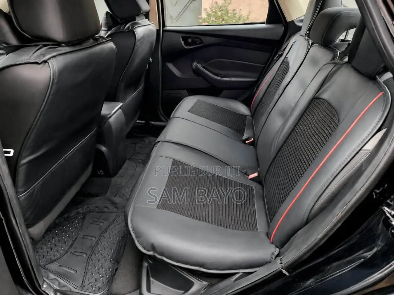 Ford Focus 2012 Noir