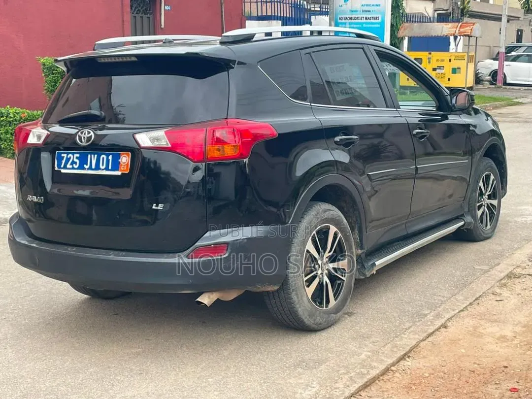 Toyota RAV4 2015 Noir