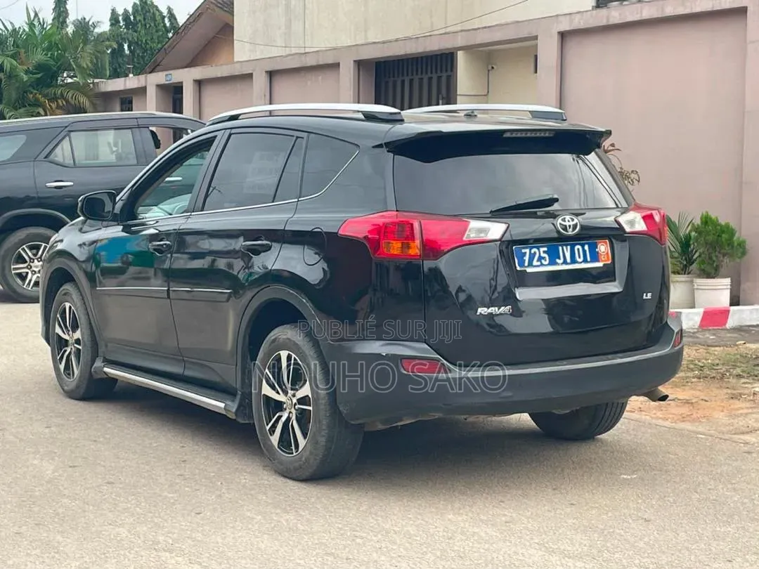 Toyota RAV4 2015 Noir