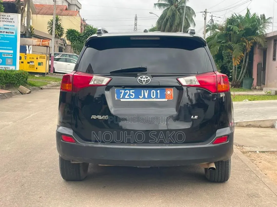 Toyota RAV4 2015 Noir