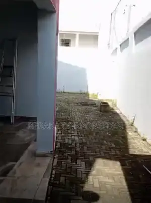9chbre Duplex dans Beraka Corporation, Boulay Island à Vendre