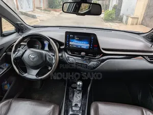 Toyota C-HR 2018 Autre