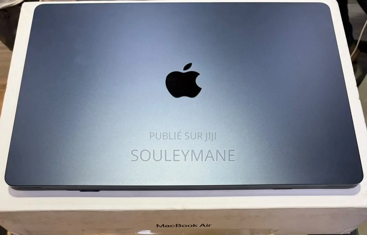 Nouveau Apple MacBook Air 2024 M3 16GB Apple M3 SSD 512GB