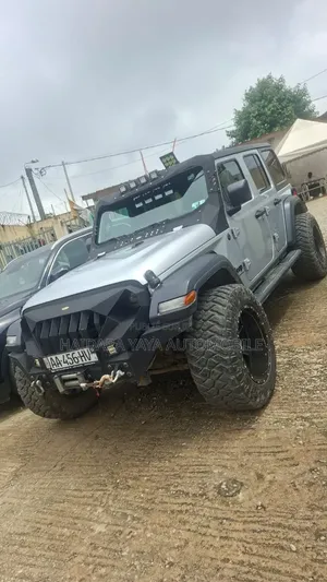 Jeep Wrangler 2025 Gris