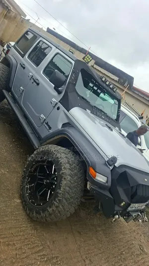 Jeep Wrangler 2025 Gris