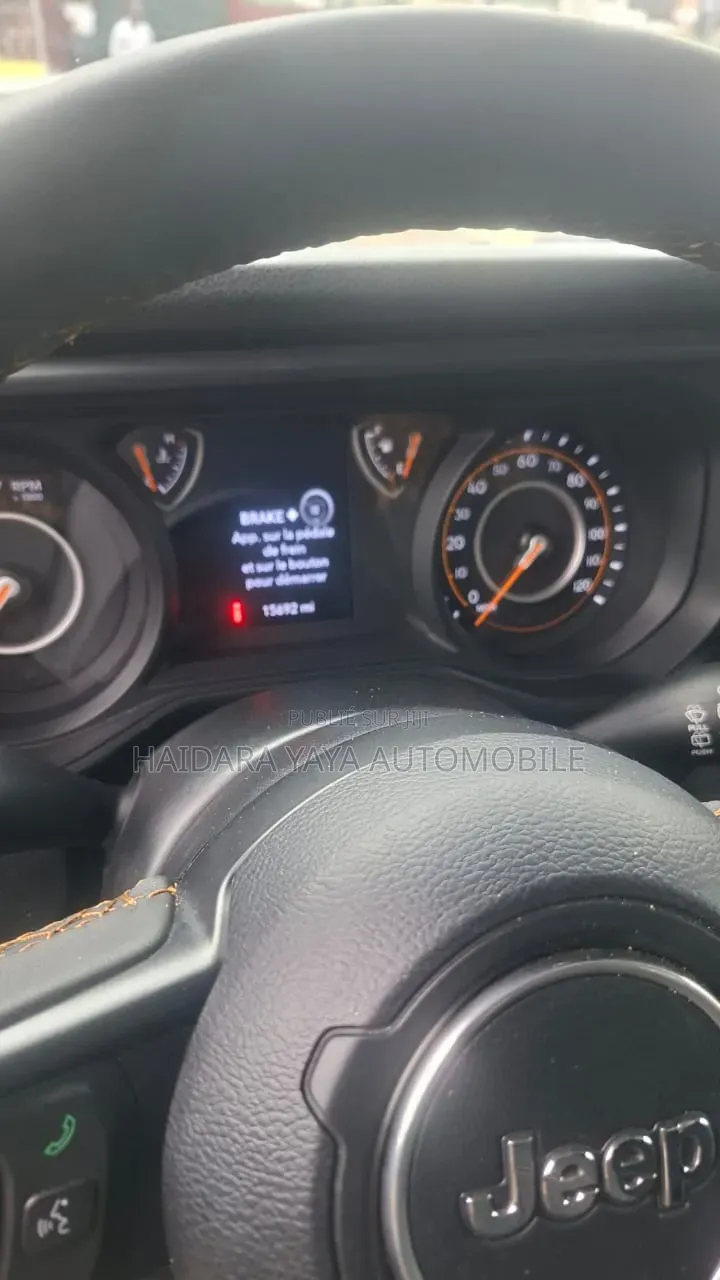 Jeep Wrangler 2025 Gris