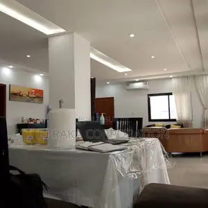 6chbre Duplex dans Beraka Corporation, Cocody à Vendre