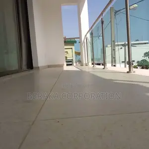 6chbre Duplex dans Beraka Corporation, Cocody à Vendre