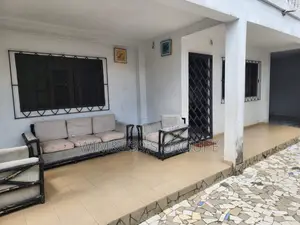 4chbre Villa dans Wims Groupe, Cocody à Vendre