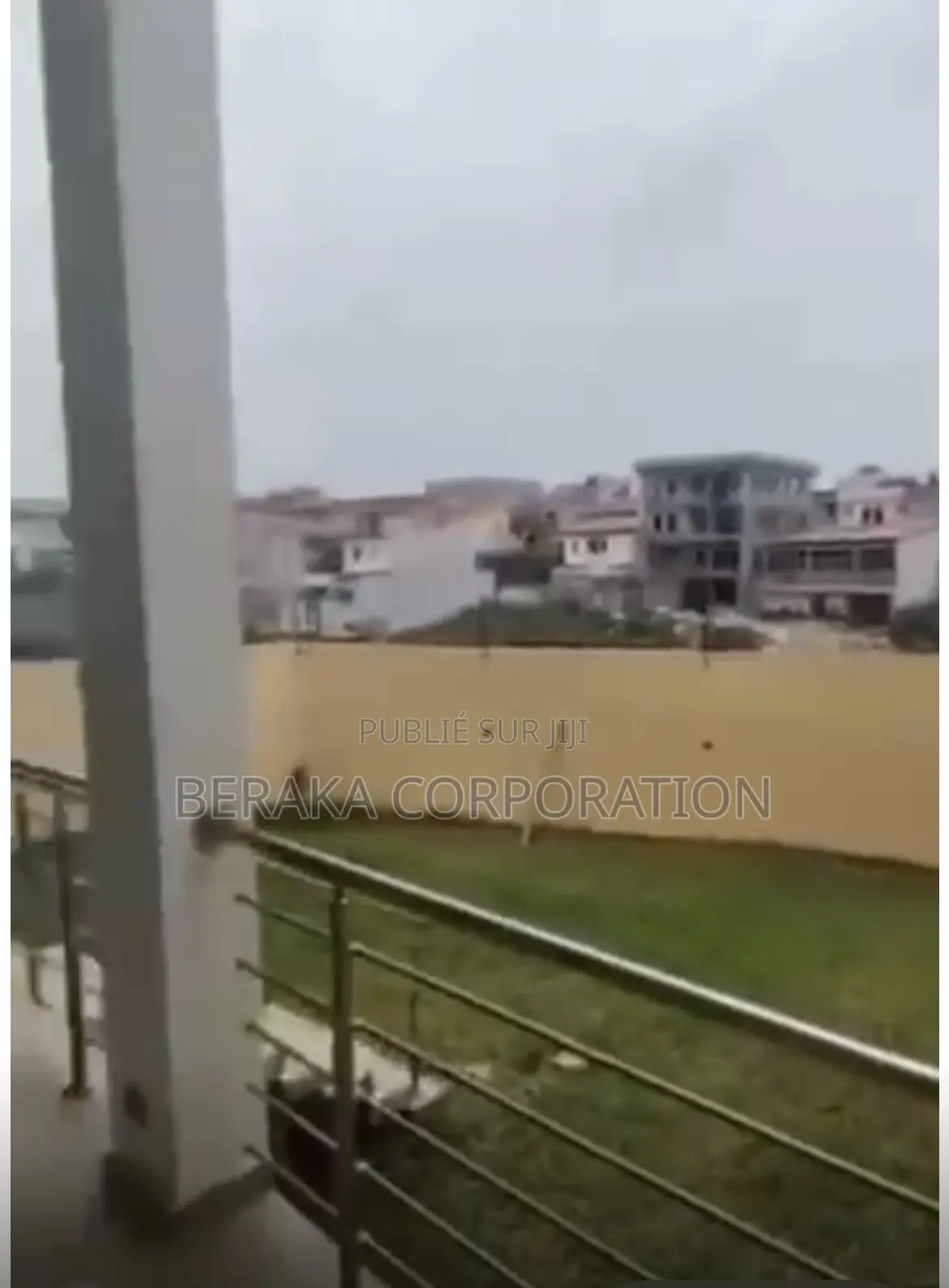 6chbre Duplex dans Beraka Corporation, Cocody à Vendre