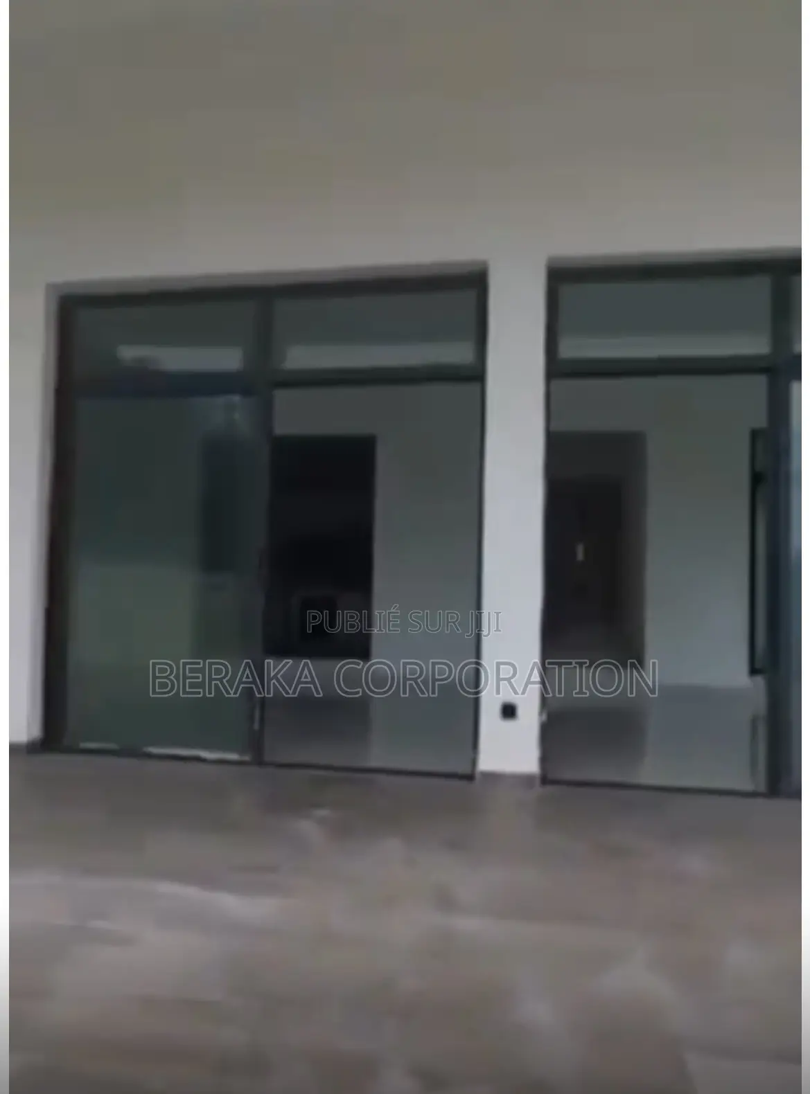 6chbre Duplex dans Beraka Corporation, Cocody à Vendre