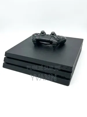 PS4 Pro Avec Fc 25 Et Naruto Shippuden Storm 4