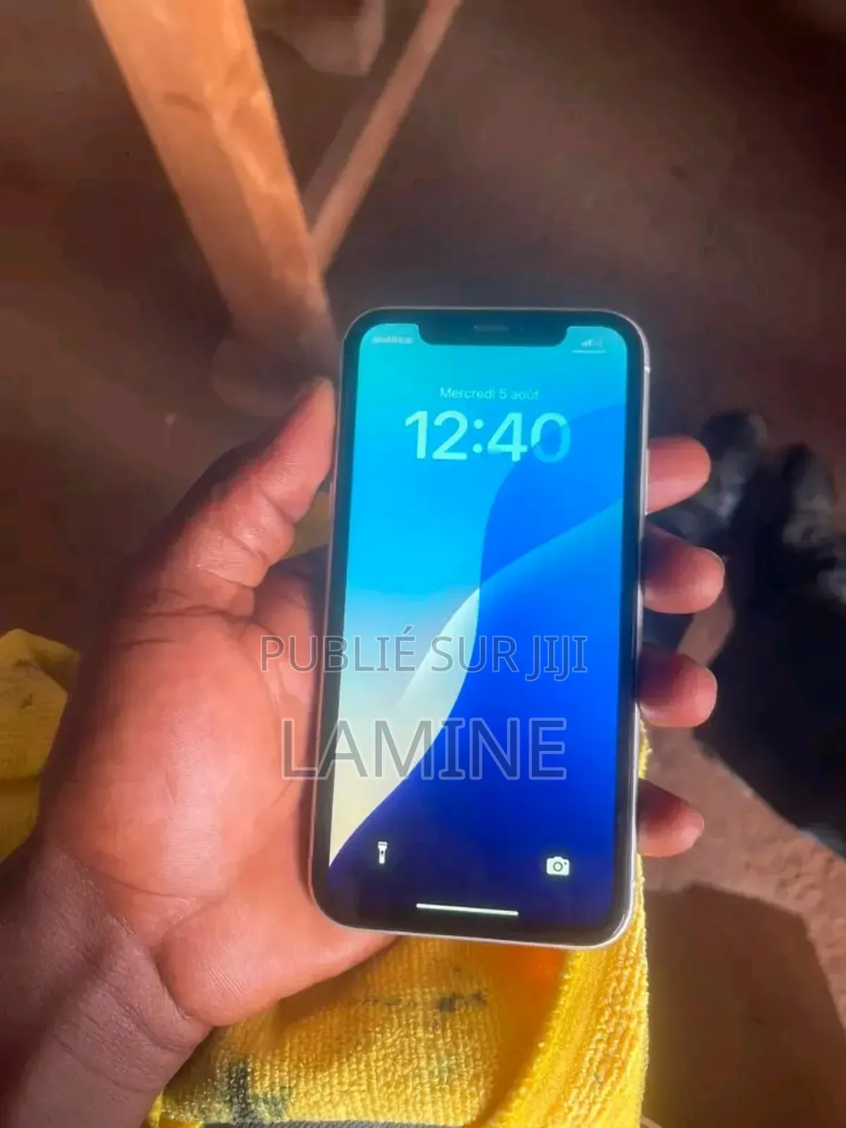 Nouveau Apple iPhone XR 128 GB Blanc