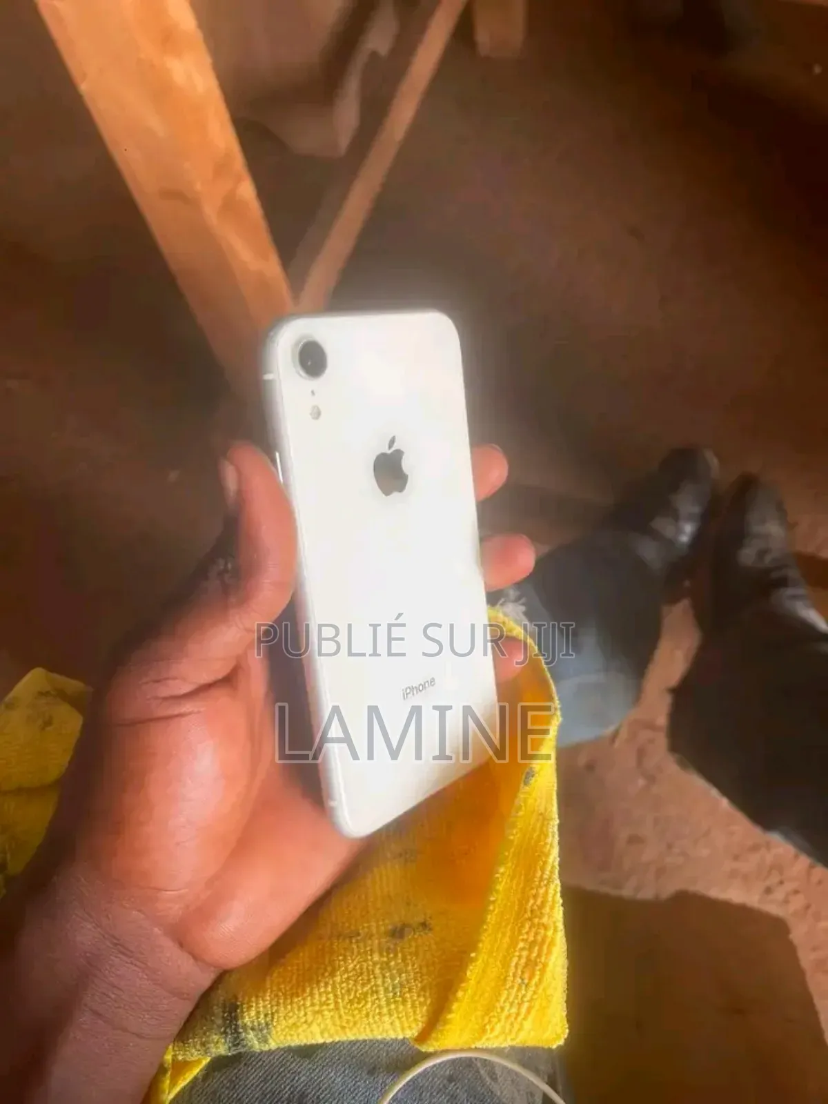 Nouveau Apple iPhone XR 128 GB Blanc