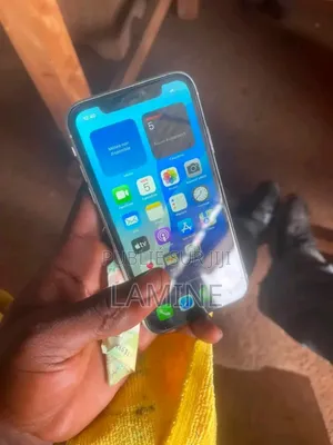 Nouveau Apple iPhone XR 128 GB Blanc