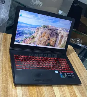 Ordinateur portable MSI GL62M 7RDX 16GB Intel Core i7 HDD+SSD 1.5T