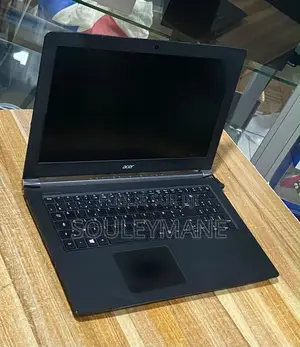 Ordinateur portable Acer Aspire 17 8GB Intel Core i5 HDD+SSD 1.5T