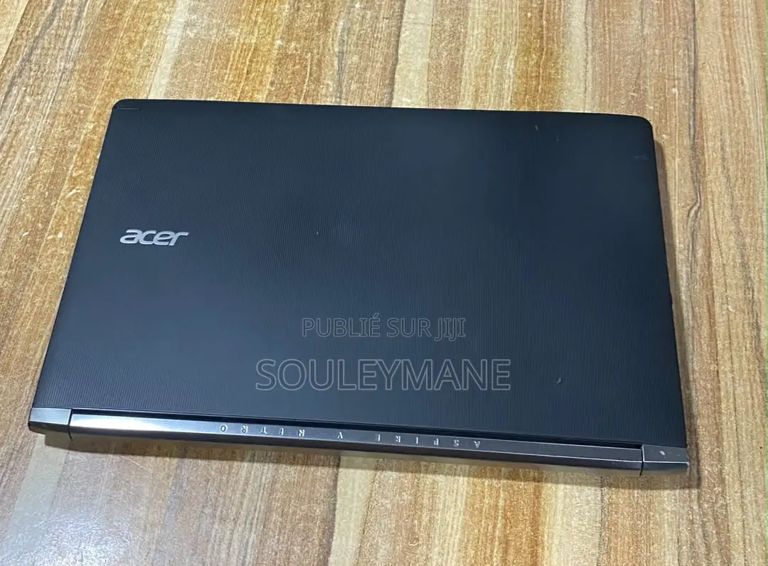 Ordinateur portable Acer Aspire 17 8GB Intel Core i5 HDD+SSD 1.5T