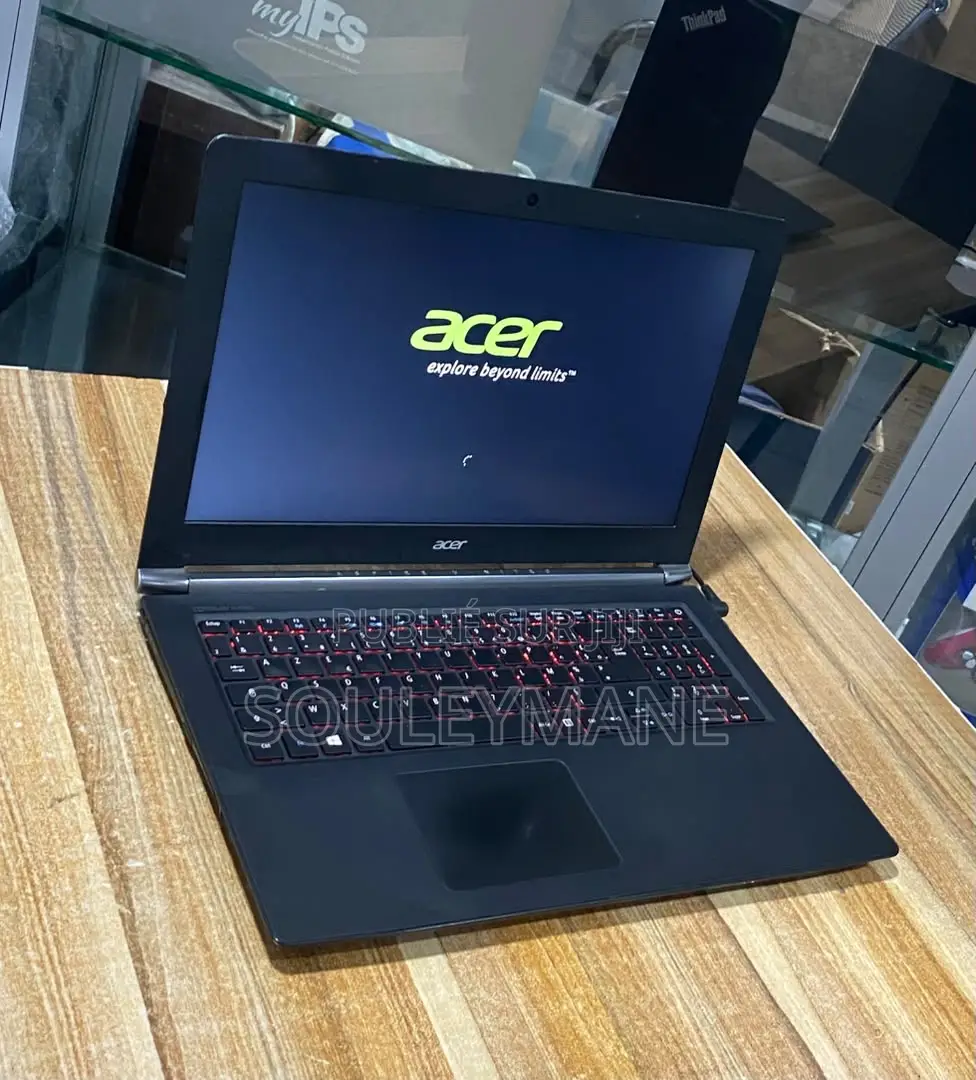 Ordinateur portable Acer Aspire 17 8GB Intel Core i5 HDD+SSD 1.5T