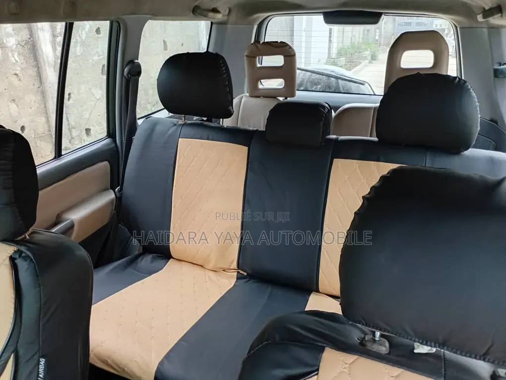 Toyota Land Cruiser 2001 Gris