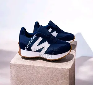 Chaussures Des Enfants