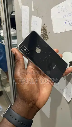 Apple iPhone X 64 GB Noir