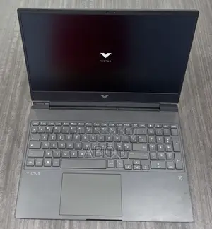 Ordinateur portable HP Victus 15 16GB AMD Ryzen 5 SSD 512GB
