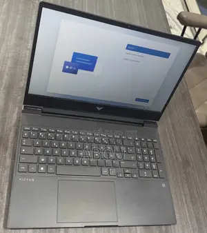 Ordinateur portable HP Victus 15 16GB AMD Ryzen 5 SSD 512GB