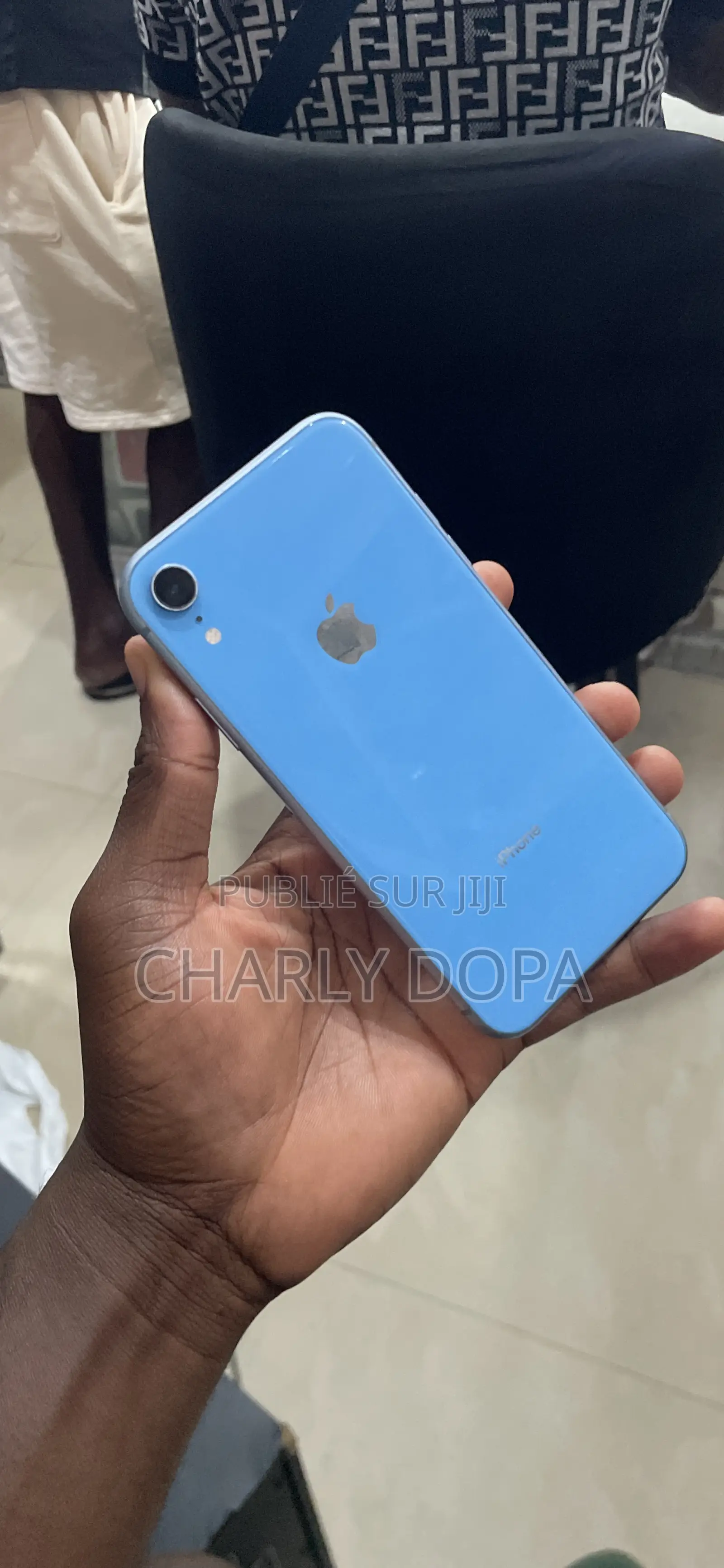 Apple iPhone XR 64 GB Bleu