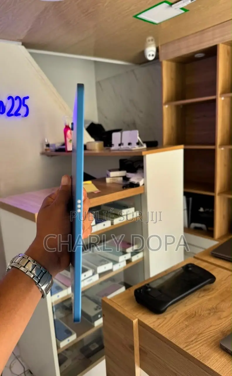 Apple iPad Air 11 (2025) 128 GB Bleu