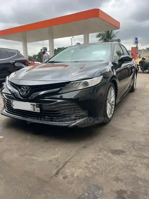 Toyota Camry 2022 Noir