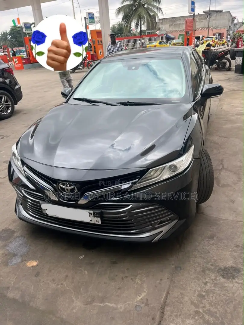 Toyota Camry 2022 Noir