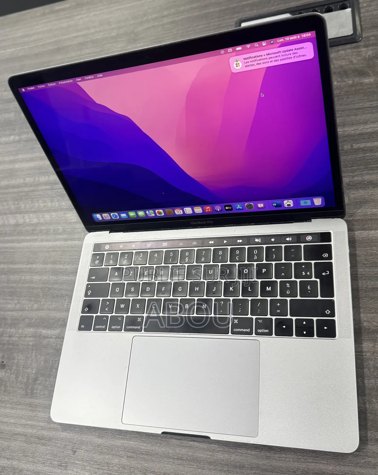 Ordinateur portable Apple MacBook Pro 2016 16GB Intel Core i7 SSD 256GB