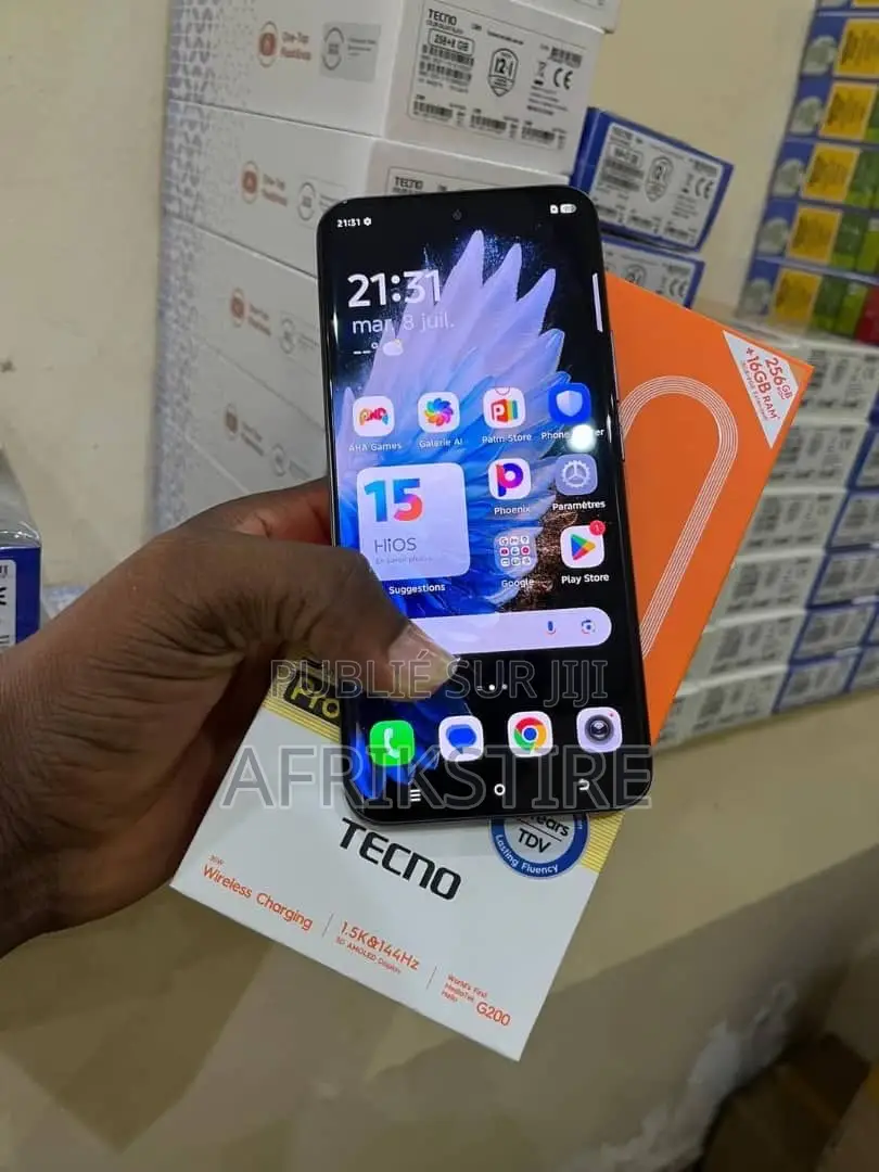 Nouveau Tecno Spark 40 Pro+ 256 GB Bronze