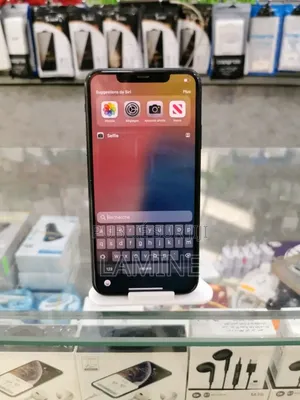 Nouveau Apple iPhone 11 64 GB Noir
