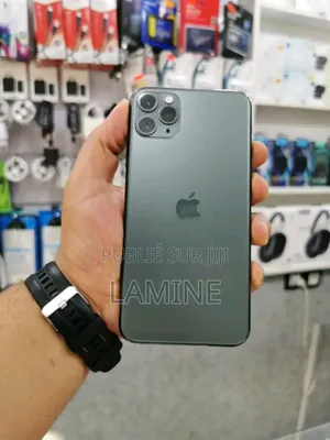 Nouveau Apple iPhone 11 64 GB Noir