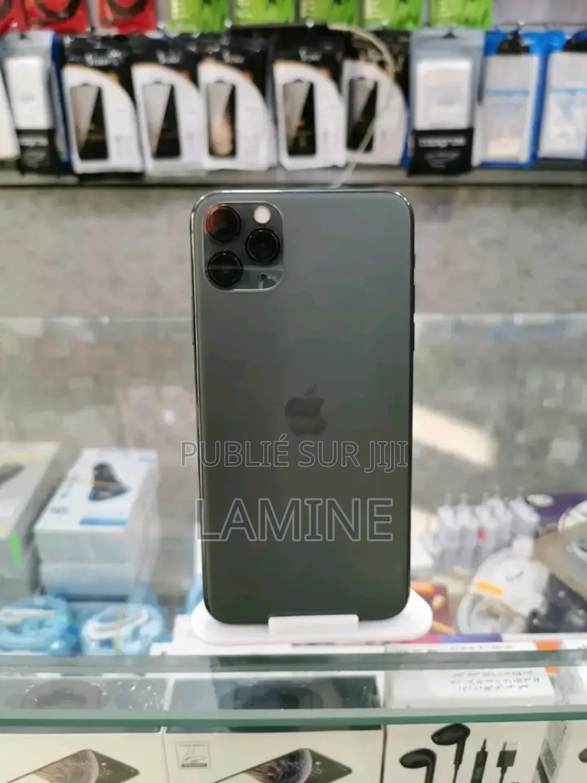 Nouveau Apple iPhone 11 64 GB Noir