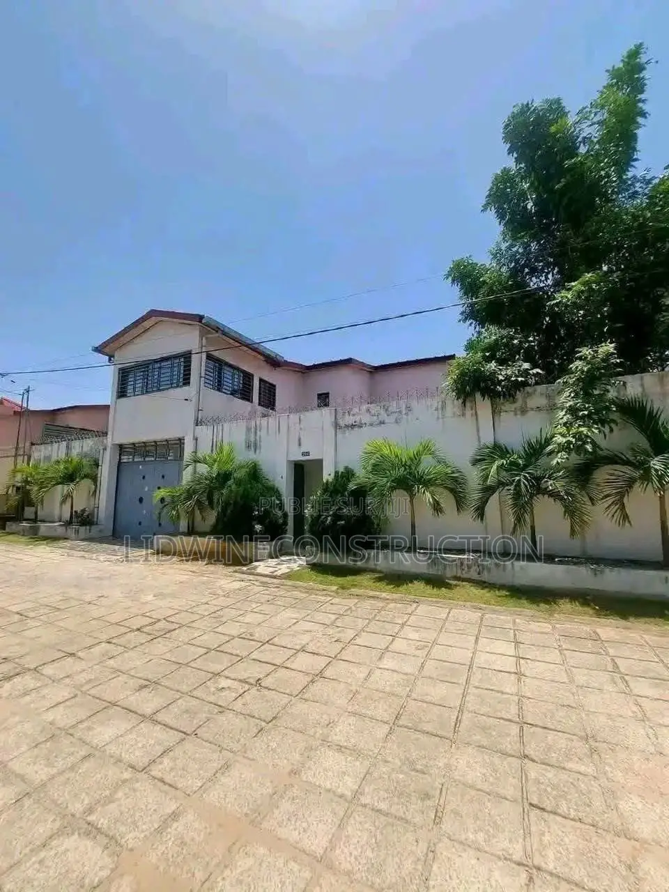 4chbre Appartement dans Cocody à Vendre
