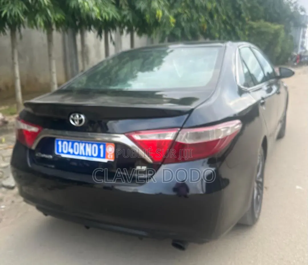 Toyota Camry 2017 Noir