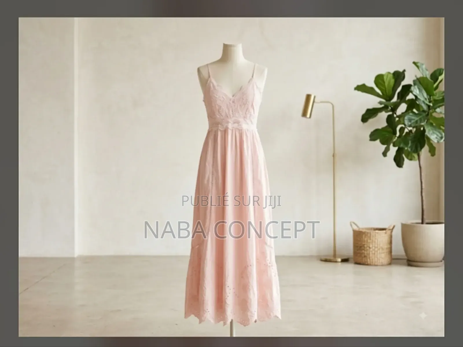 Robe Friperie De Très Bonne Qualité