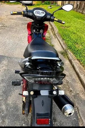 Nouveau KTM RC 125 2022 Rouge