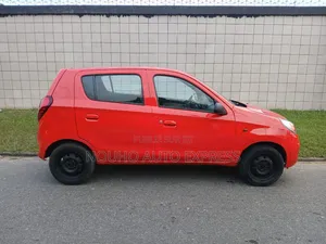 Suzuki Alto 2025 Orange